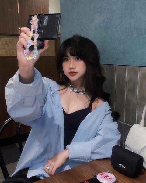 Hot girl has been quite famous for a long time, and is a rapper cum kol