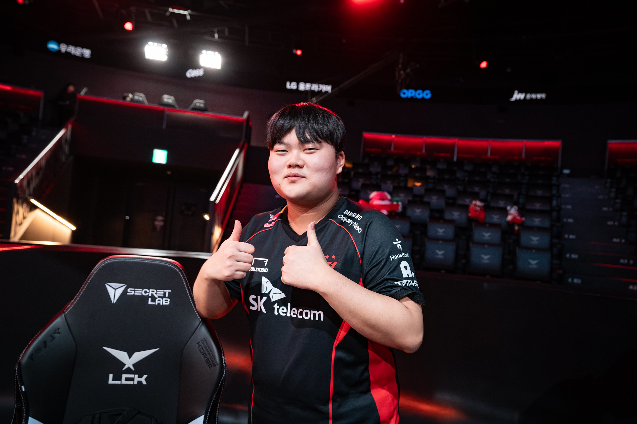 Guwon has an LCK debut in T1 shirt extremely successfully