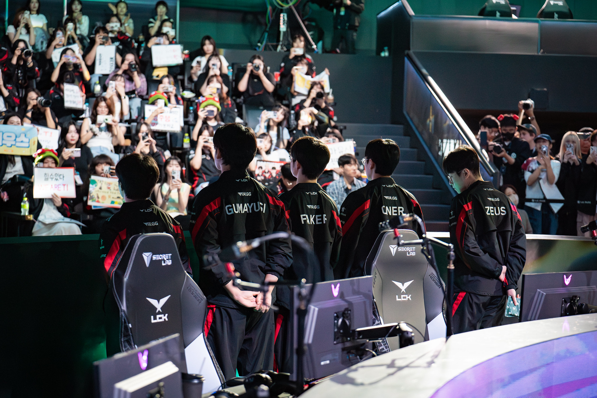 Most analysis only focus on the ban of T1 as well as predict the next match reunion