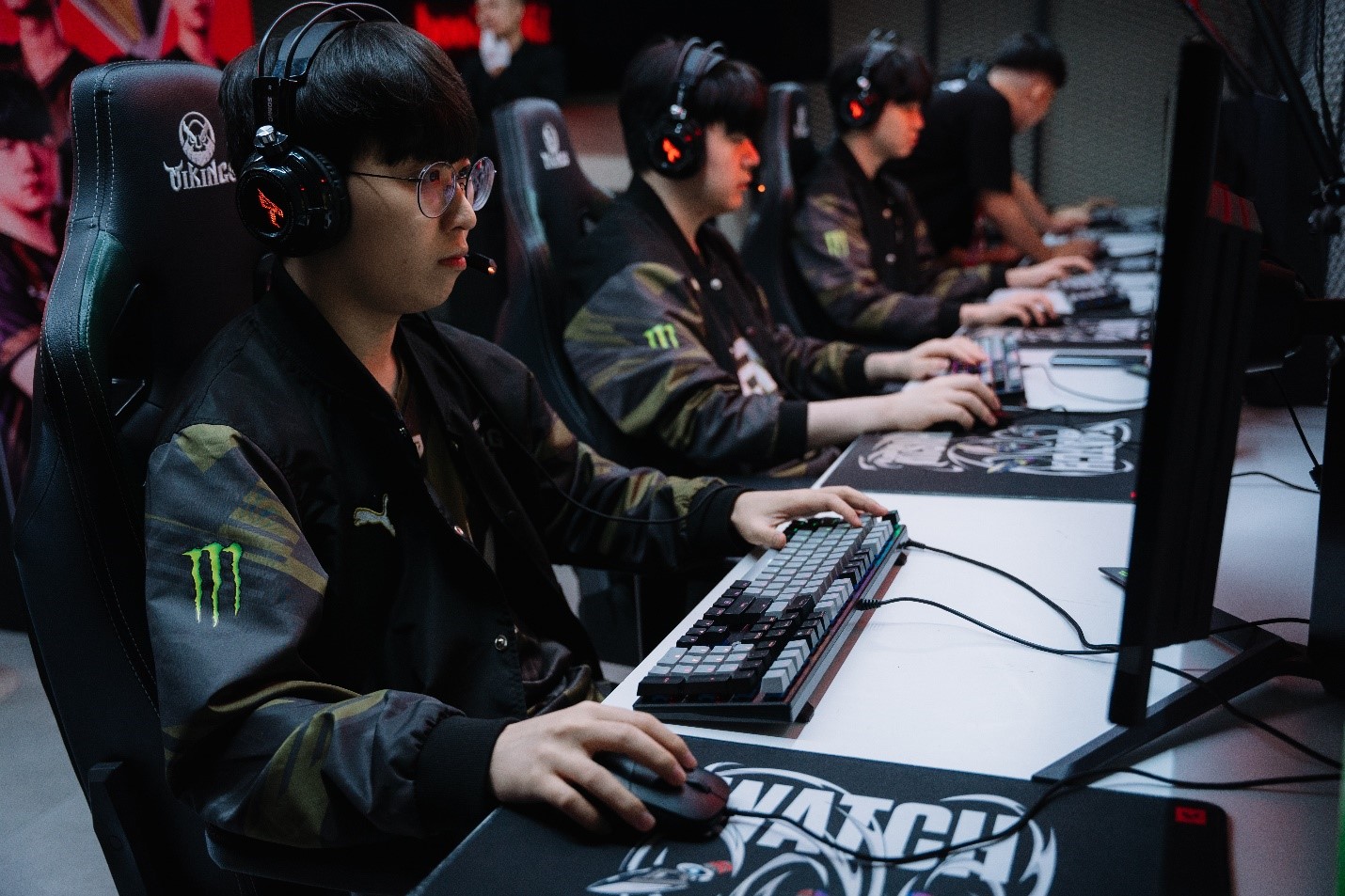 Let's take a look at the beautiful images of Gen.G in Vietnam, the gamers!- Photo 1.