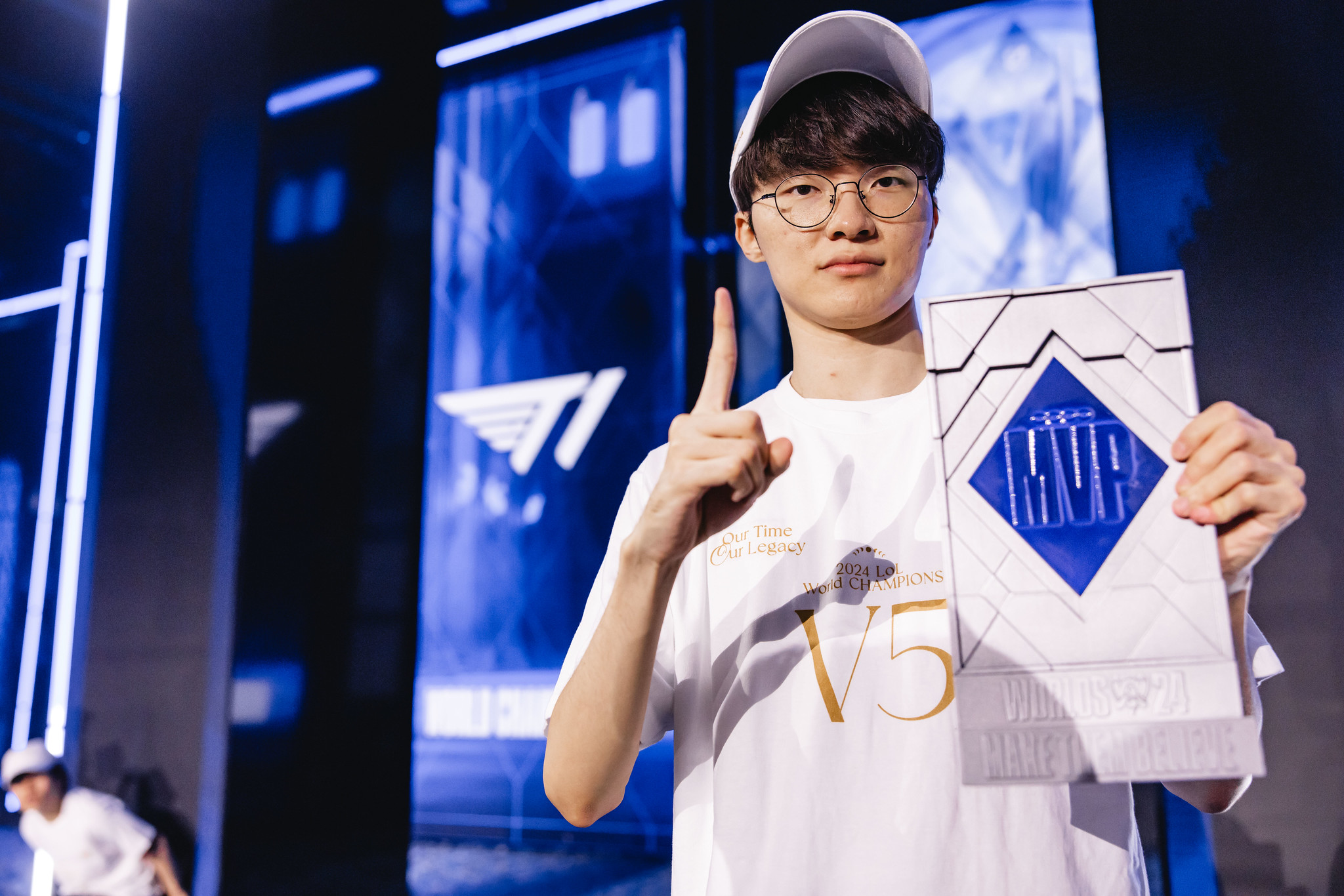 As the greatest player of League of Legends but Faker is quite ... 