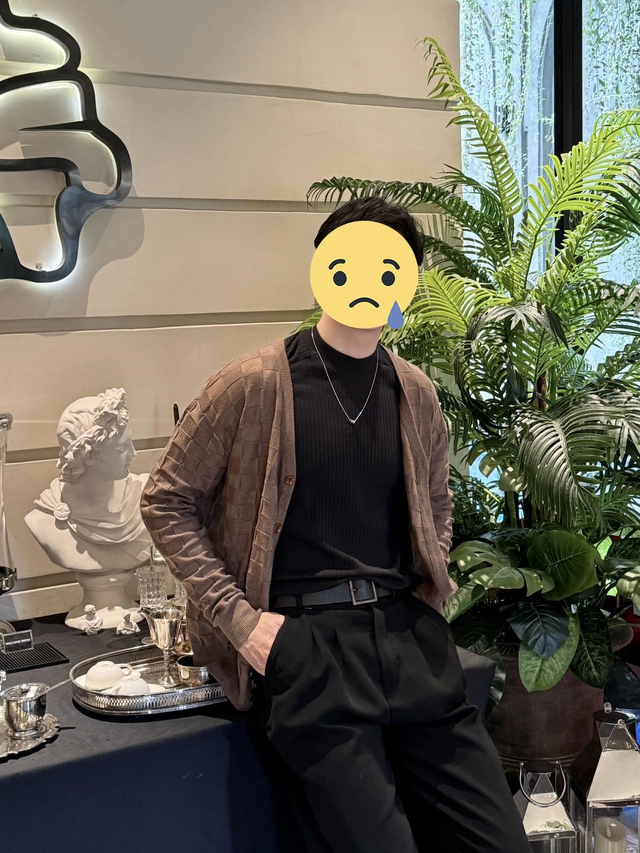 The most handsome male streamer "deceit" Tens of millions of dong, warning 1.