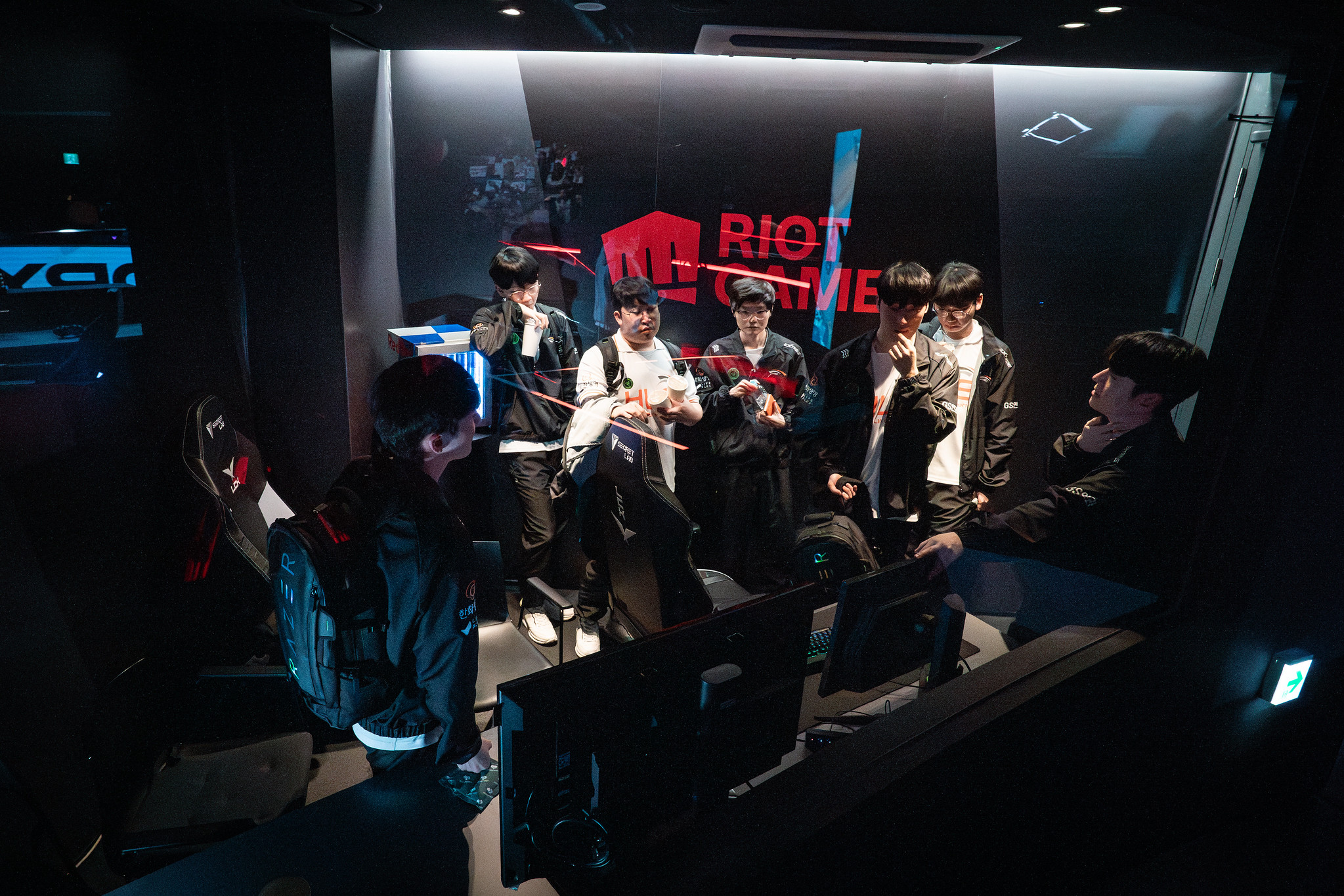 Peanut and his teammates defeated before T1