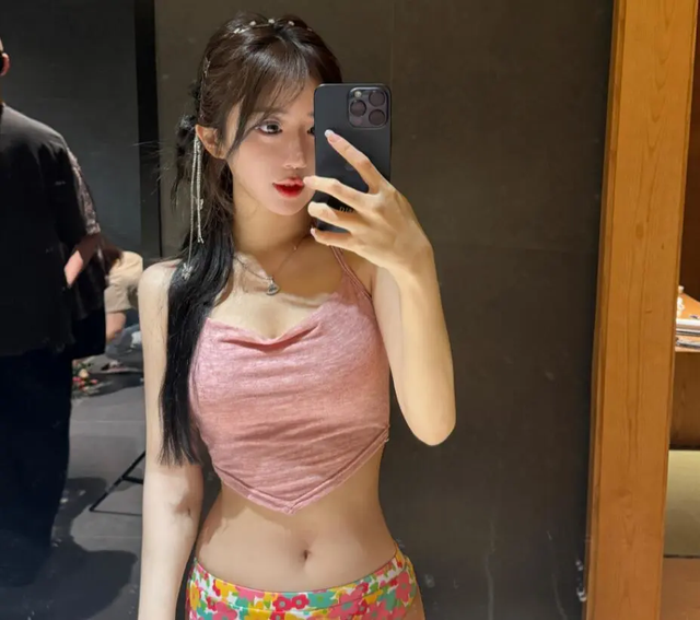 Doubt many platforms hold "Clip sensitive" To threaten female streamer- Photo 1.