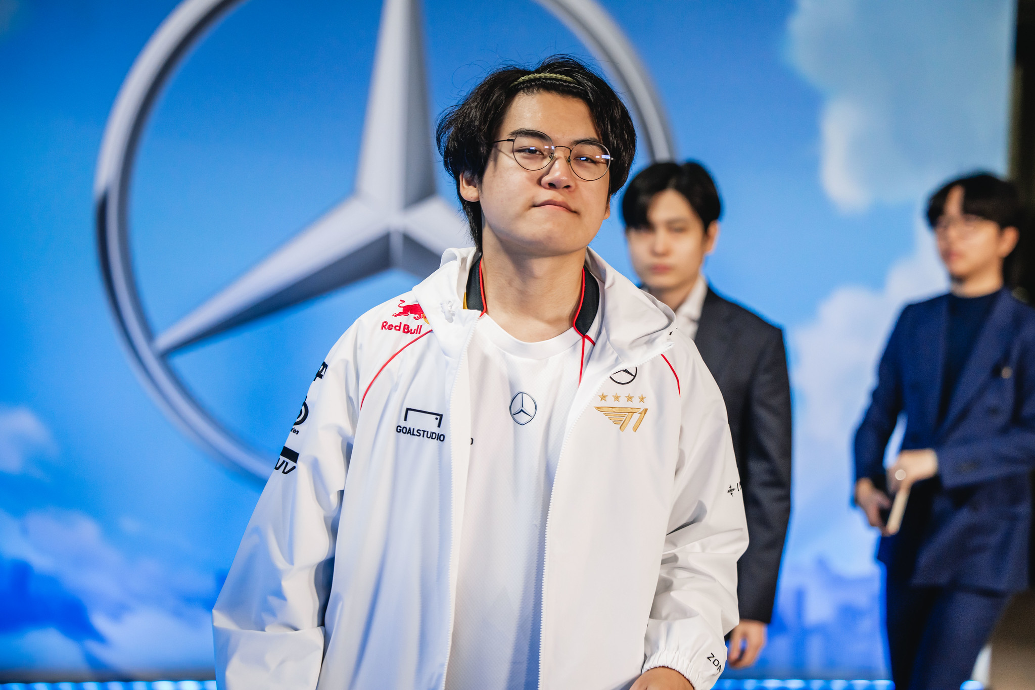 Gumayusi is considered to inherit Faker's visual in T1 in the future