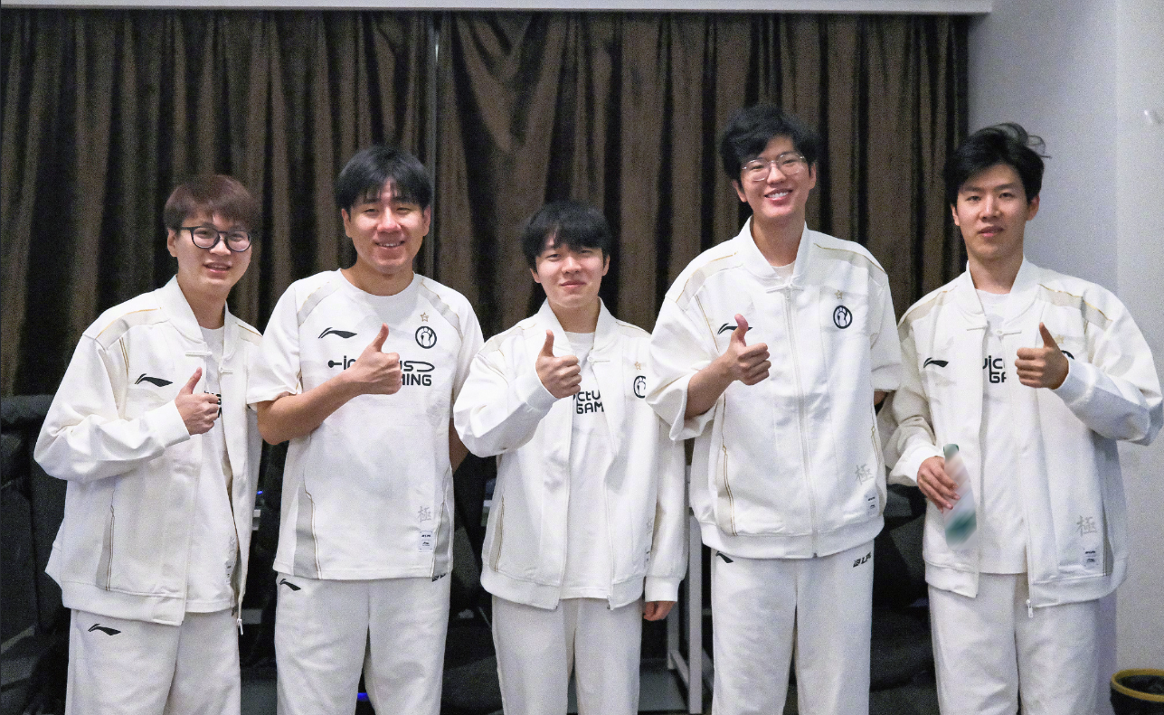 "Super War" IG made a huge achievement but made many people "Remember t1"- Photo 1.