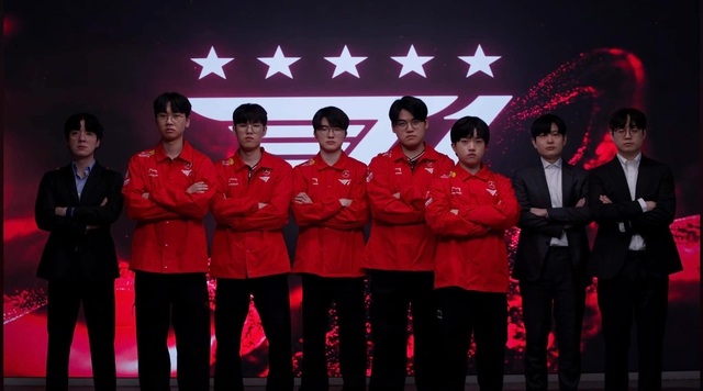 T1 releases the clip to announce the squad but the audience only pays attention to one "disaster"- Photo 1.