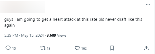 A netizen commented after the prohibitions "happy" of T1 in the first two games: "You guys, I will have a heart attack with this ratio, please never ban this style again"