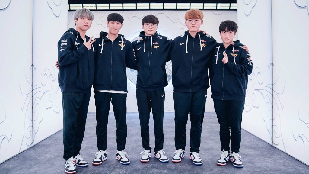 The 2021 season will probably be unforgettable for T1 fans