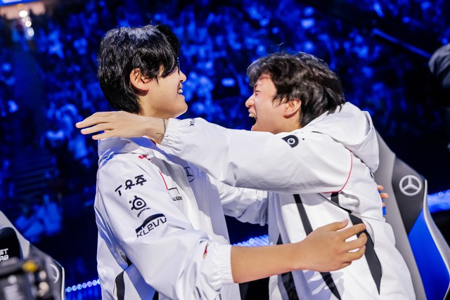 The T1 player revealed that he had chosen the general for Skin Worlds, not unexpected- Photo 1.