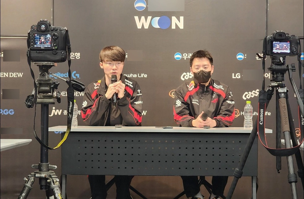 After the defeat of HLE, Faker revealed that DDOS affected the training process