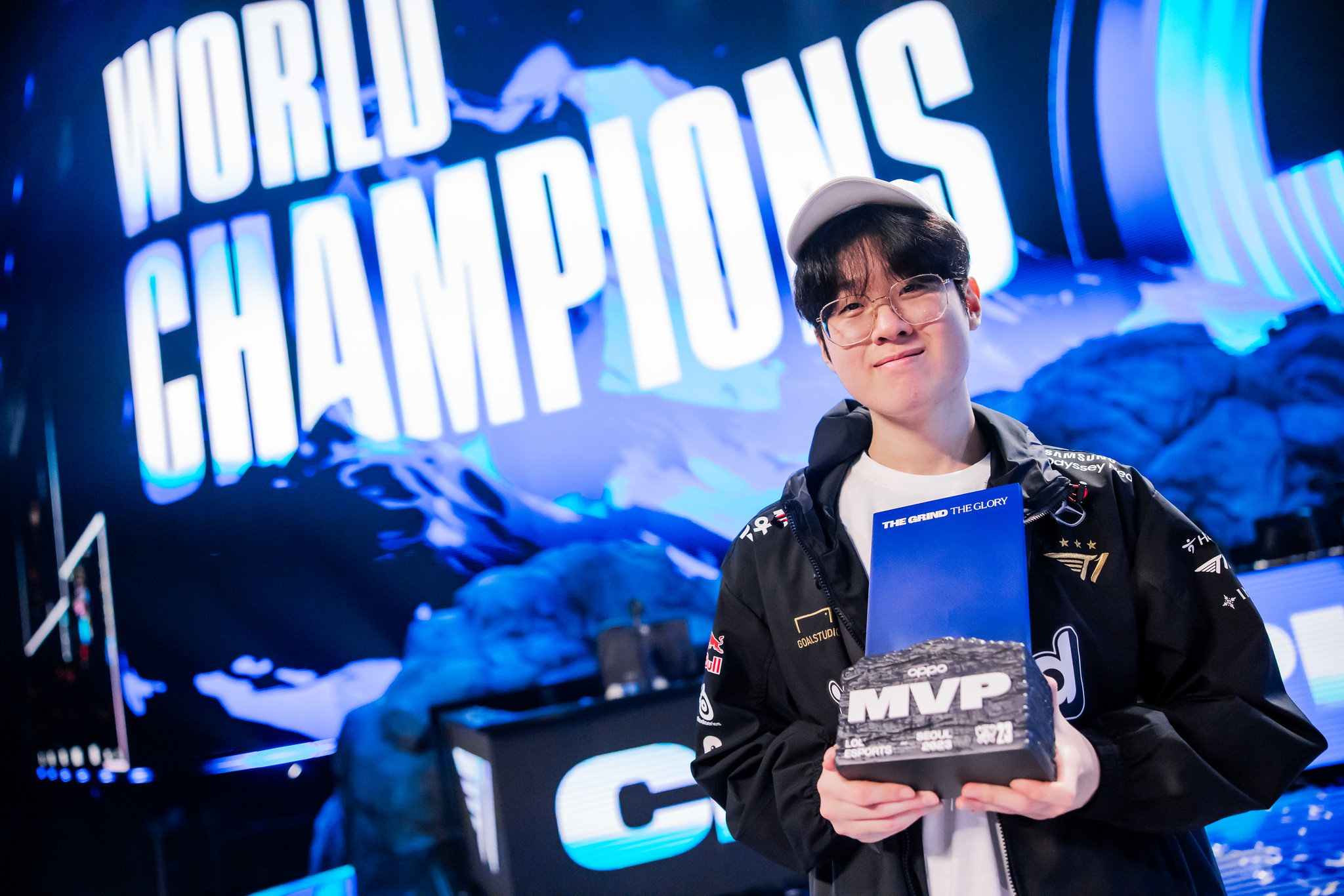 Zeus is the FMVP of Worlds 2023 but currently this title is being controversial
