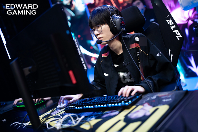 Fisher has always been considered the worst player EDG from the beginning of the season until now