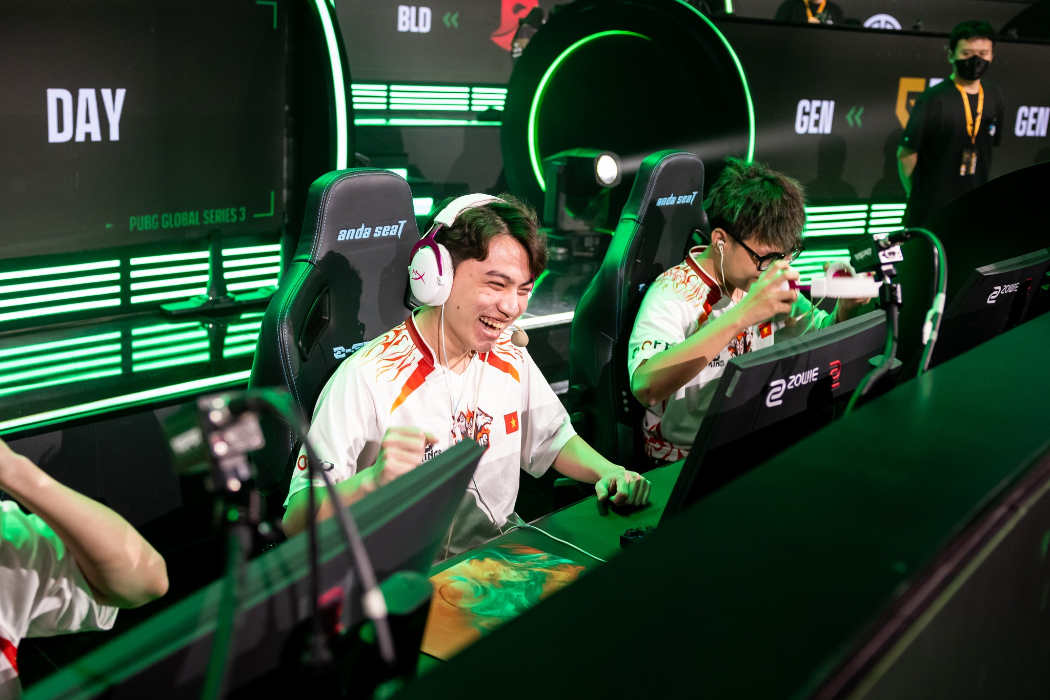 PUBG's CES players are very strong but still not predestined with previous international tournaments