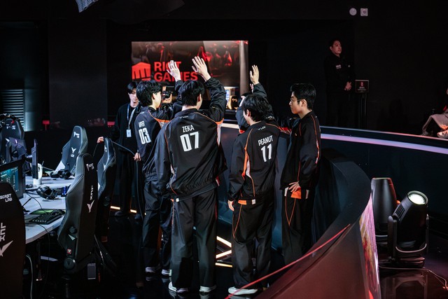 HLE's victory is "slap" Painfully entering T1's play at LCK Cup 2025- Photo 1.