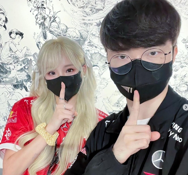 There is a hot girl suspected "Faker's rumored girlfriend"beauty "The top of the roof of the ceiling"- Photo 1.